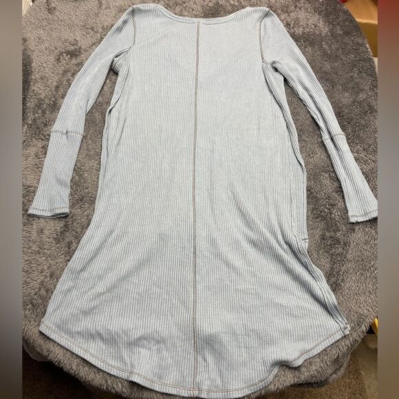 Free People Like New Ribbed Tunic Slit Sides Knit Soft Long sleeve Size Small - Picture 4 of 4